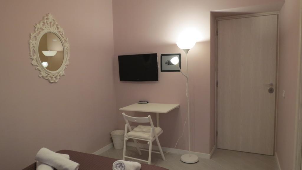 B&B La Casita โรม ภายนอก รูปภาพ